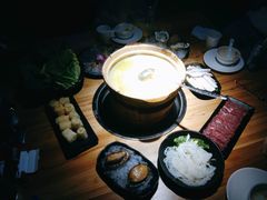 -捞围鲜·港式打边炉(海阳路店)