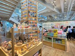-猫的天空之城概念书店(北戴河蔚蓝海岸店)