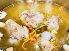 -阿二骨煲(新天地店)