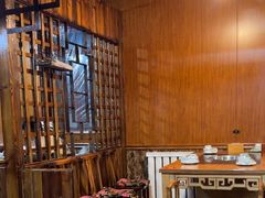 -果松木炭酸菜铜火锅·外婆参鸡汤