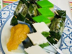 -莫定标娘惹糕点