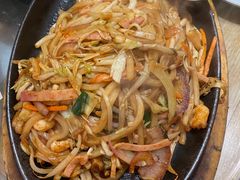 铁板海鲜炒稻庭乌冬-翠华餐厅(铜锣湾糖街店)
