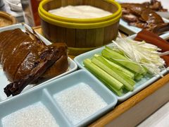 -梅花香里大酒店(郁金香路店)