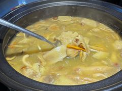 小锅土鸡汤锅底-宣威山野人家·云南菜·菌火锅(金碧店)