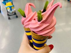 草莓冰淇淋-宜家·瑞典风味餐厅(北京西红门店)