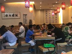 -秦香陕西食府(华贸天地店)