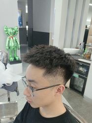 -D.G造型·烫发染发接发