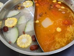 -周良天山牛杂城(天山路总店)