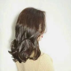 -A  Hair Salon