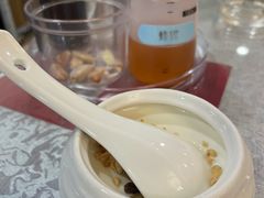 -汗腾格里·风味餐厅(新疆驻京办店)