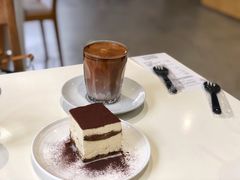 熔岩&nbsp;Dirty-VOYAGE COFFEE 咖啡烘焙工坊店(798艺术区店)