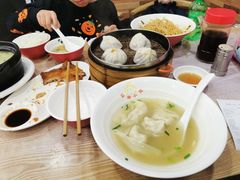 -珊珊小笼馆(仙霞路店)