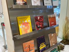 零售区-分子跳动鲜活面包(五一大道店)