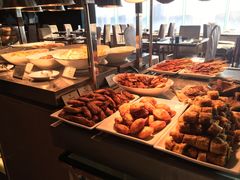 -荣誉国际酒店-云顶旋转餐厅