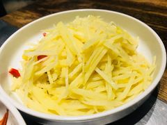 -龙巢盱眙龙虾·牛蛙·烧烤宵夜(八卦岭店)