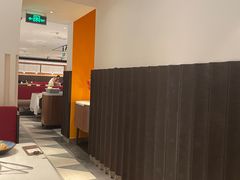 -阿妮叶李(光谷世界城店)