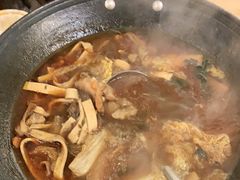 -霄汉牛三鲜湖北砂锅菜(万松园2店)