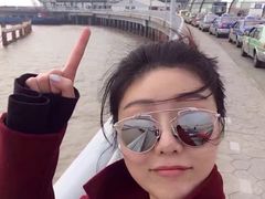 入口-吴淞口国际邮轮码头-停车场