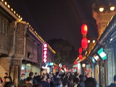 -东关街美食广场