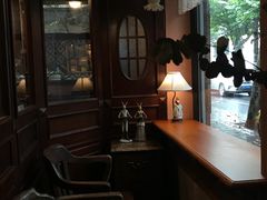 靠窗位-古董花园(思南路42弄小区店)