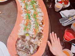 -海派悦庭·海胆烧麦·新融合菜(凯德广场店)