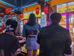 -喜鹊音乐酒馆(西街店)