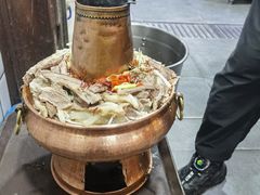 -三江源美食城