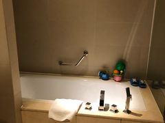 -武汉汉口火车站东方建国大酒店