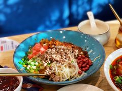 贵州肉臊拌面-贵凤凰贵州米粉(五道口店)