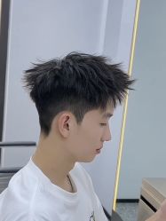 -尤司男士国潮理发馆