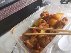 -杨铭宇黄焖鸡(下马坊店)