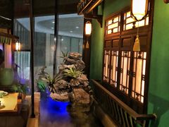 -佬麻雀·新湘菜(珠海金发购物中心店)