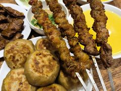 -清真吴记门钉肉饼·喜多利
