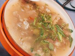 -拾光音乐餐酒吧(告庄星光夜市店)