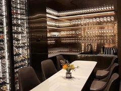 -wineapp葡萄酒餐吧(外滩金融中心店)