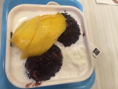 芒果白雪黑糯米甜甜-满记甜品(荟聚购物中心店)