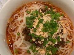 -姚姚酸菜鱼·金戈戈香港豉油鸡(喜荟城联名店)