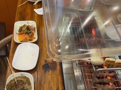 -哈尔滨小酒馆·鲜肉现穿自助烧烤(康新花园店)