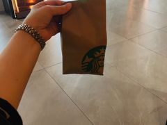 -星巴克臻选(上海中环广场2F店)