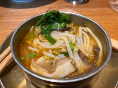 小锅米线-SHAN山(前滩太古里店)