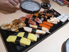 -万岁料理回转寿司(华贸店)