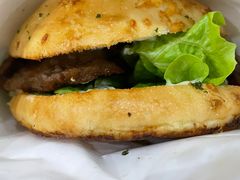 -必胜客(尹山湖歌林公园店)