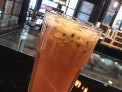 西番莲冰茶-海岩咖啡(南中环国金店)