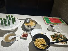 -肥仔文澳门猪骨煲(南京西路店)