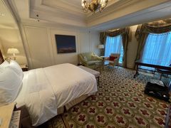 -广州富力丽思卡尔顿酒店