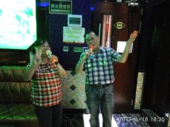 -名星会量贩式KTV旗舰店(盈熙广场店)