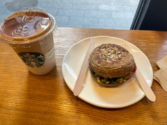 -星巴克(呼和浩特民族商场店)