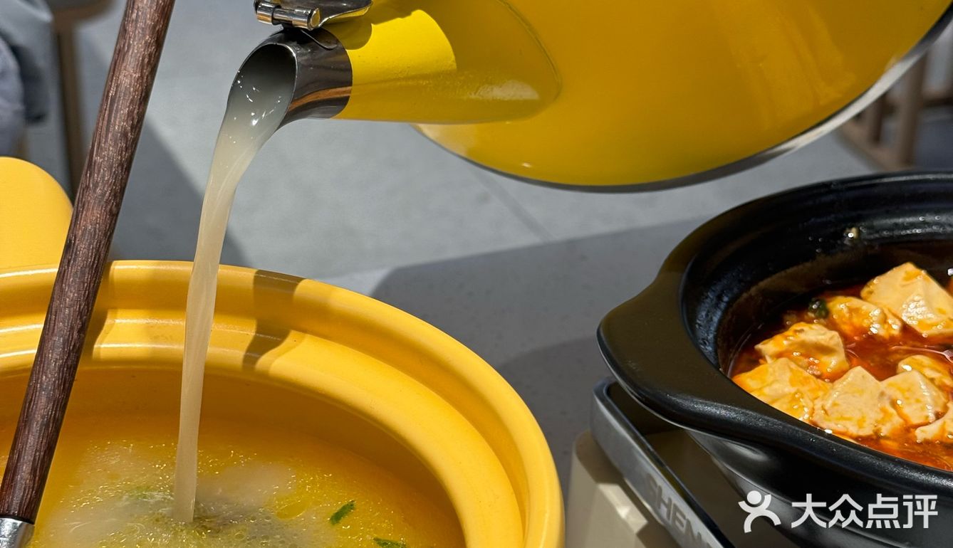 小火慢炖鸡汤的滋味