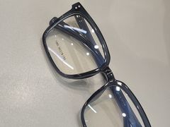 -美式眼镜·授权蔡司.依视路.尼康.豪雅.明月(南翔印象城店)