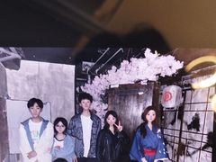 -荒岛实景沉浸密室(江汉路1店)